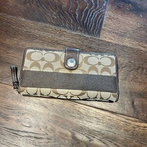 Coach wallet